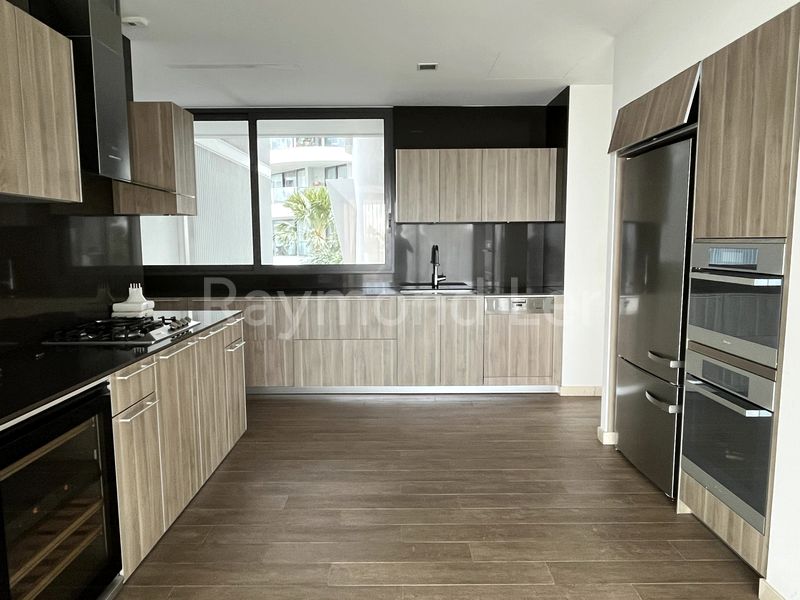 4 Bed Condo for Rent in  The Reef At King's Dock - Image 4